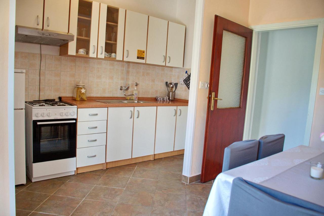 Two Bedroom Apartments Elvira Novalja Exteriör bild